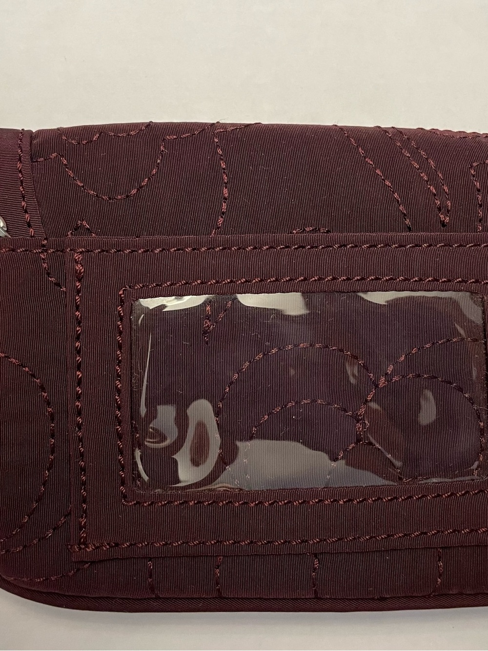 VERA BRADLEY Flap ID Wallet FOB in Wine Red 11848-411 Nylon - Picture 4 of 4